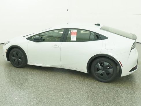 New 2026 Toyota Prius SE image 73