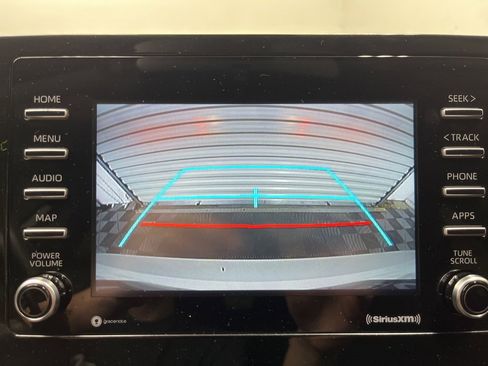 Used 2021 Toyota Camry LE image 15