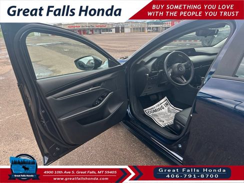 Used 2025 MAZDA MAZDA3 s FWD image 11