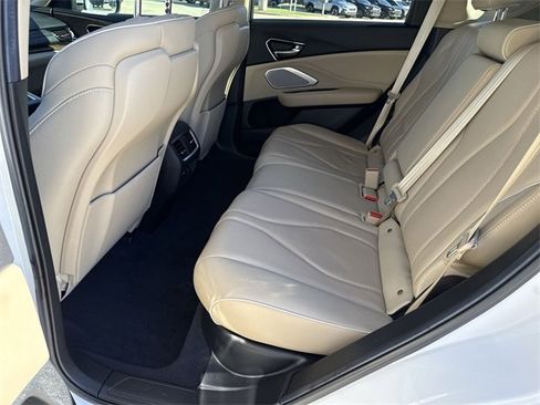 Used 2024 Acura RDX SH-AWD w/ Advance Package image 16