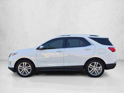 Used 2018 Chevrolet Equinox Premier AWD/4WD image 9