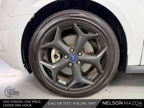Used 2016 Ford Transit Connect XLT FWD image 11