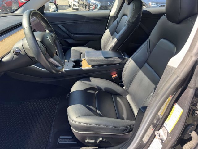 Used 2018 Tesla Model 3 Long Range RWD image 14