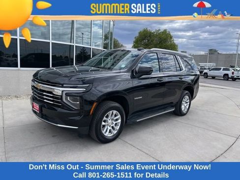 Used 2025 Chevrolet Tahoe LT AWD/4WD image 1