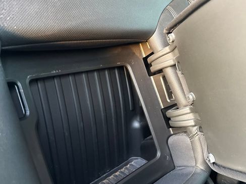 Used 2019 GMC Sierra 1500 SLT RWD image 33