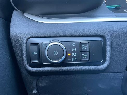 Used 2023 Ford Explorer XLT w/ Equipment Group 202A AWD/4WD image 48