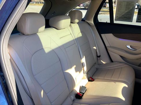 Certified 2021 Mercedes-Benz GLC 300 4MATIC image 19