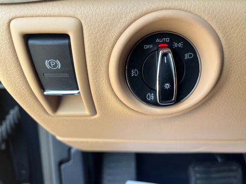 Used 2016 Porsche Cayenne Diesel image 24