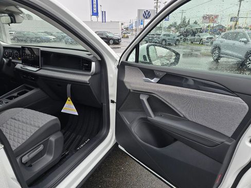 New 2026 Volkswagen Tiguan S AWD/4WD image 39