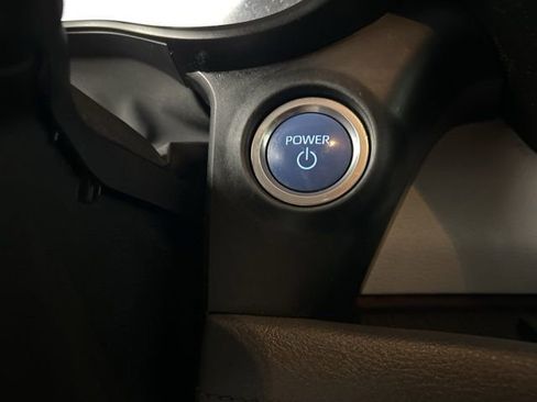 Used 2021 Toyota Sienna XLE AWD/4WD image 11