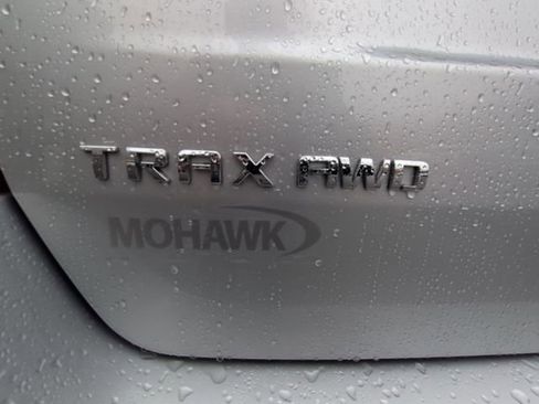 Used 2022 Chevrolet Trax LT w/ LT Convenience Package image 30