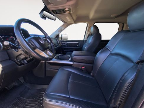 Used 2018 RAM 2500 Laramie w/ Sport Appearance Group image 23