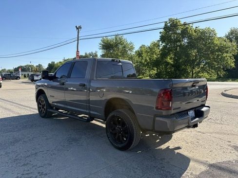 Used 2026 RAM 2500 Big Horn AWD/4WD image 6