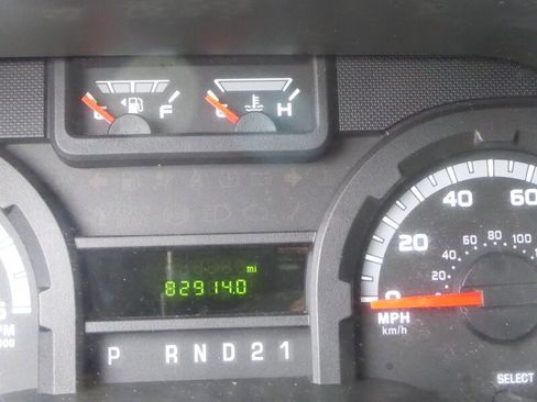 Used 2014 Ford E-250 and Econoline 250 Extended image 13