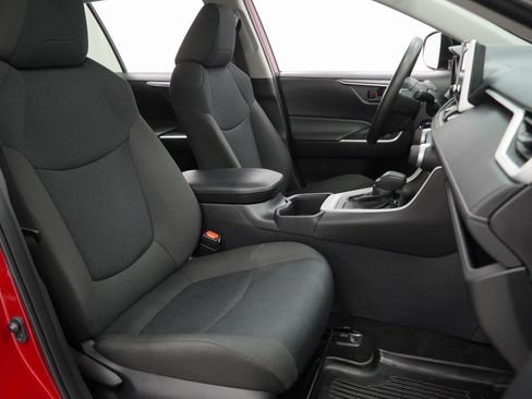 Used 2025 Toyota RAV4 LE image 44