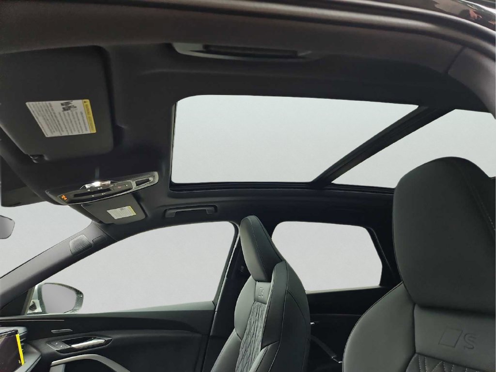 New 2026 Audi SQ5 Premium Plus AWD/4WD image 10