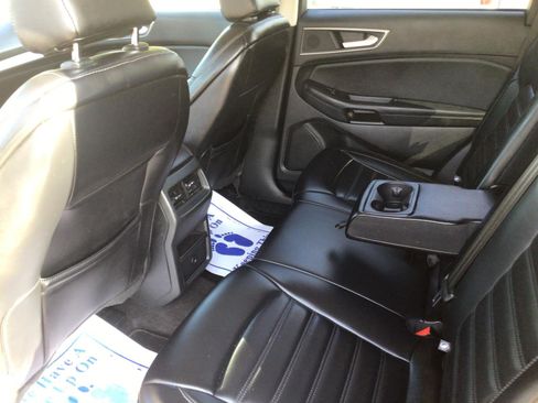 Used 2024 Ford Edge SEL AWD/4WD image 18