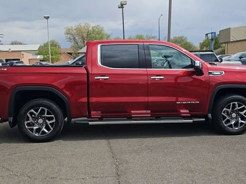 New 2026 GMC Sierra 1500 SLT w/ SLT Premium Package AWD/4WD image 10