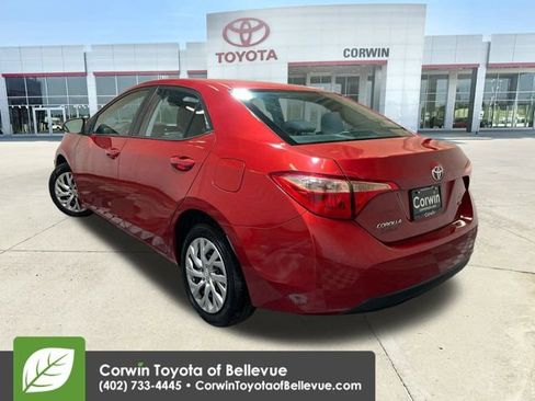 Used 2017 Toyota Corolla LE image 6