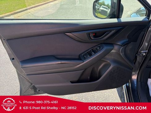 Used 2018 Subaru Crosstrek 2.0i Premium AWD/4WD image 10