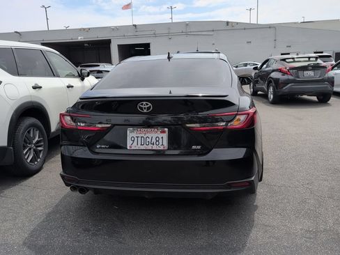 Used 2025 Toyota Camry SE w/ Multimedia Upgrade Package FWD image 4