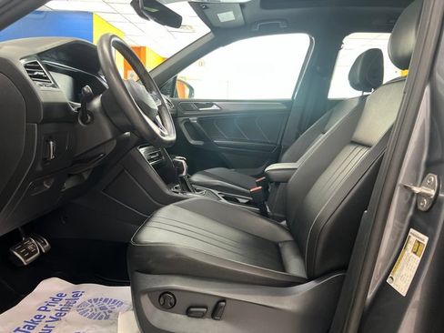 Used 2023 Volkswagen Tiguan SE R-Line FWD image 18