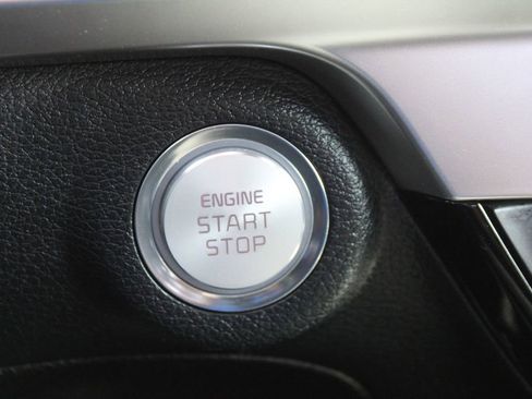 Used 2025 Kia Telluride S image 34