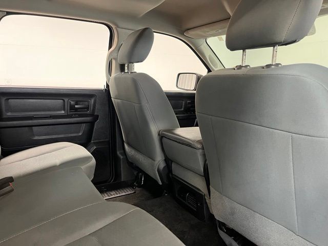 Used 2017 RAM 1500 Express RWD image 15