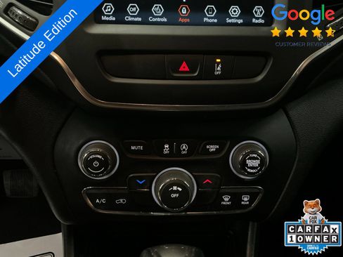 Used 2022 Jeep Cherokee Latitude AWD/4WD image 27