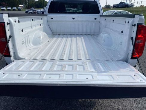 Used 2022 Chevrolet Colorado LT w/ Fleet Safety Package RWD image 8