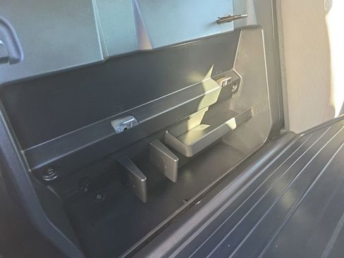 Used 2015 Toyota Tacoma PreRunner image 16