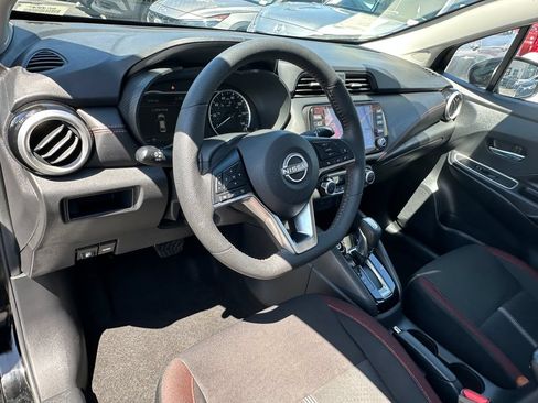 Used 2024 Nissan Versa SR FWD image 20