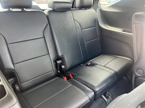 Certified 2026 Chevrolet Traverse High Country w/ LPO, Floor Liner Package AWD/4WD image 16