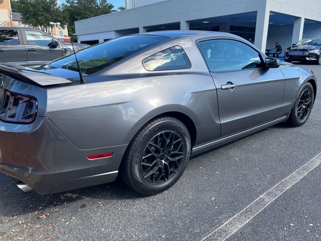 Used 2014 Ford Mustang Coupe w/ Equipment Group 102A RWD image 3