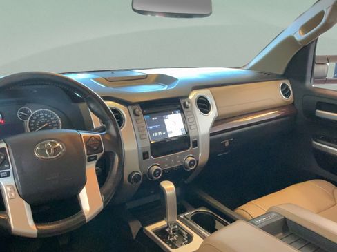 Used 2017 Toyota Tundra Limited w/ Limited Premium Package AWD/4WD image 24