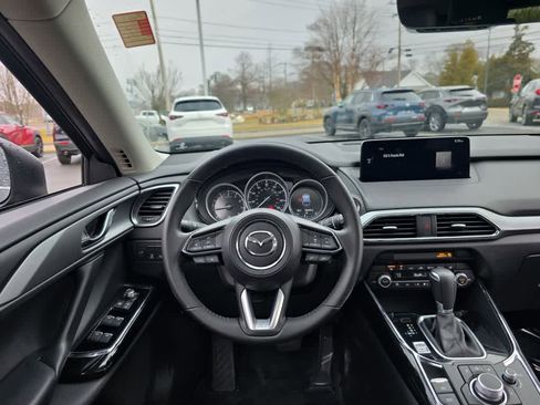 Used 2023 MAZDA CX-9 Touring Plus image 17