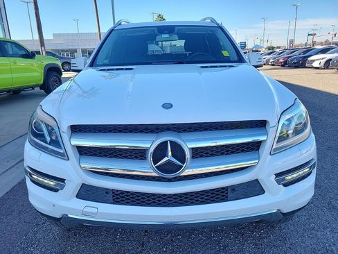 Used 2014 Mercedes-Benz GL 450 4MATIC image 2