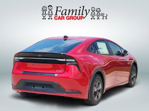 New 2026 Toyota Prius Plug-In Hybrid FWD image 4