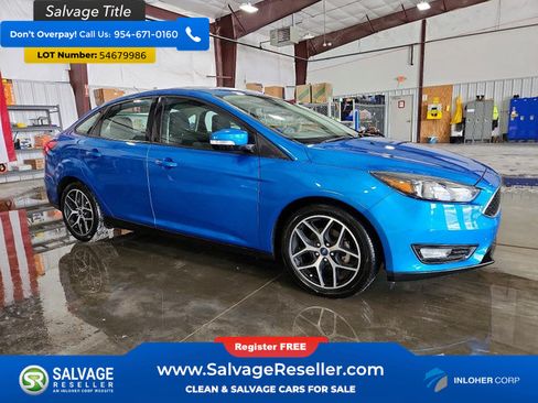 Used 2017 Ford Focus SEL FWD image 5