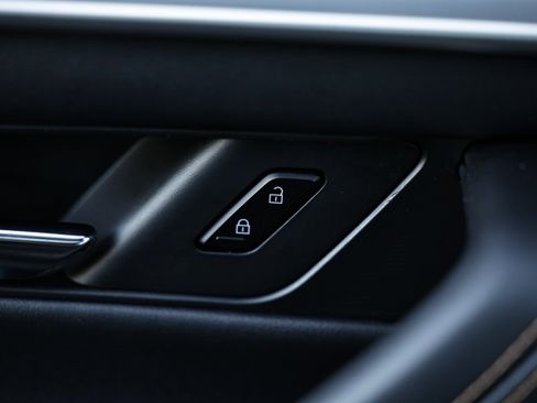 Used 2024 MAZDA CX-90 Plug-In Hybrid w/ Premium Plus image 18