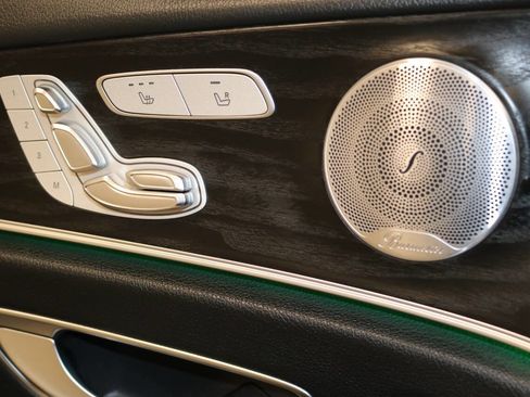 Used 2020 Mercedes-Benz E 350 Sedan image 62