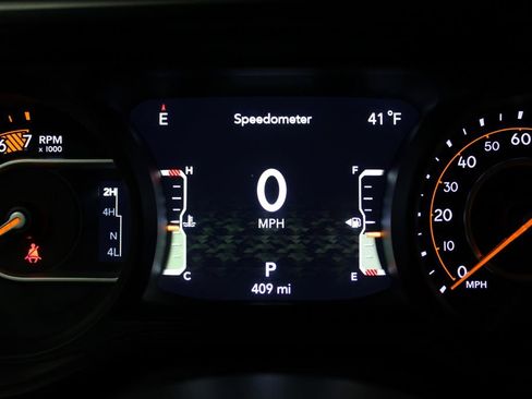 Certified 2025 Jeep Wrangler Sport S image 10