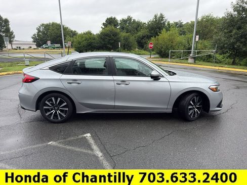 Used 2024 Honda Civic EX-L image 8