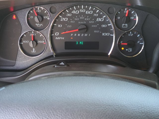 New 2026 Chevrolet Express 2500 RWD image 12