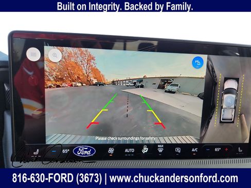 New 2025 Ford Maverick Lariat w/ Black Appearance Package image 16