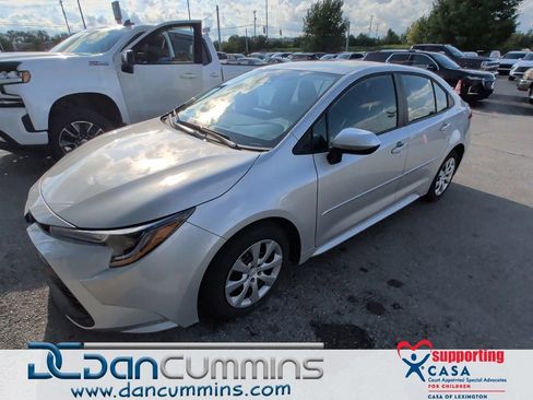 Used 2026 Toyota Corolla LE FWD image 1