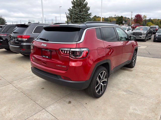 Certified 2025 Jeep Compass Limited AWD/4WD image 6