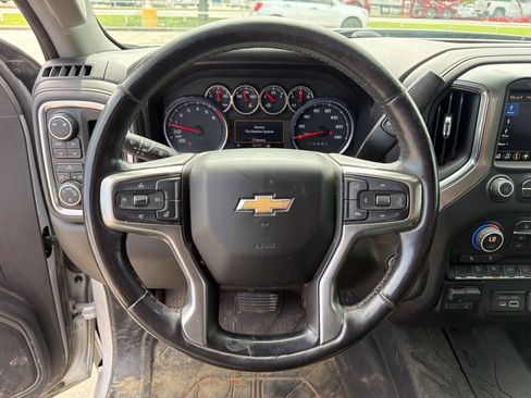 Used 2019 Chevrolet Silverado 1500 LT w/ Texas Edition AWD/4WD image 16