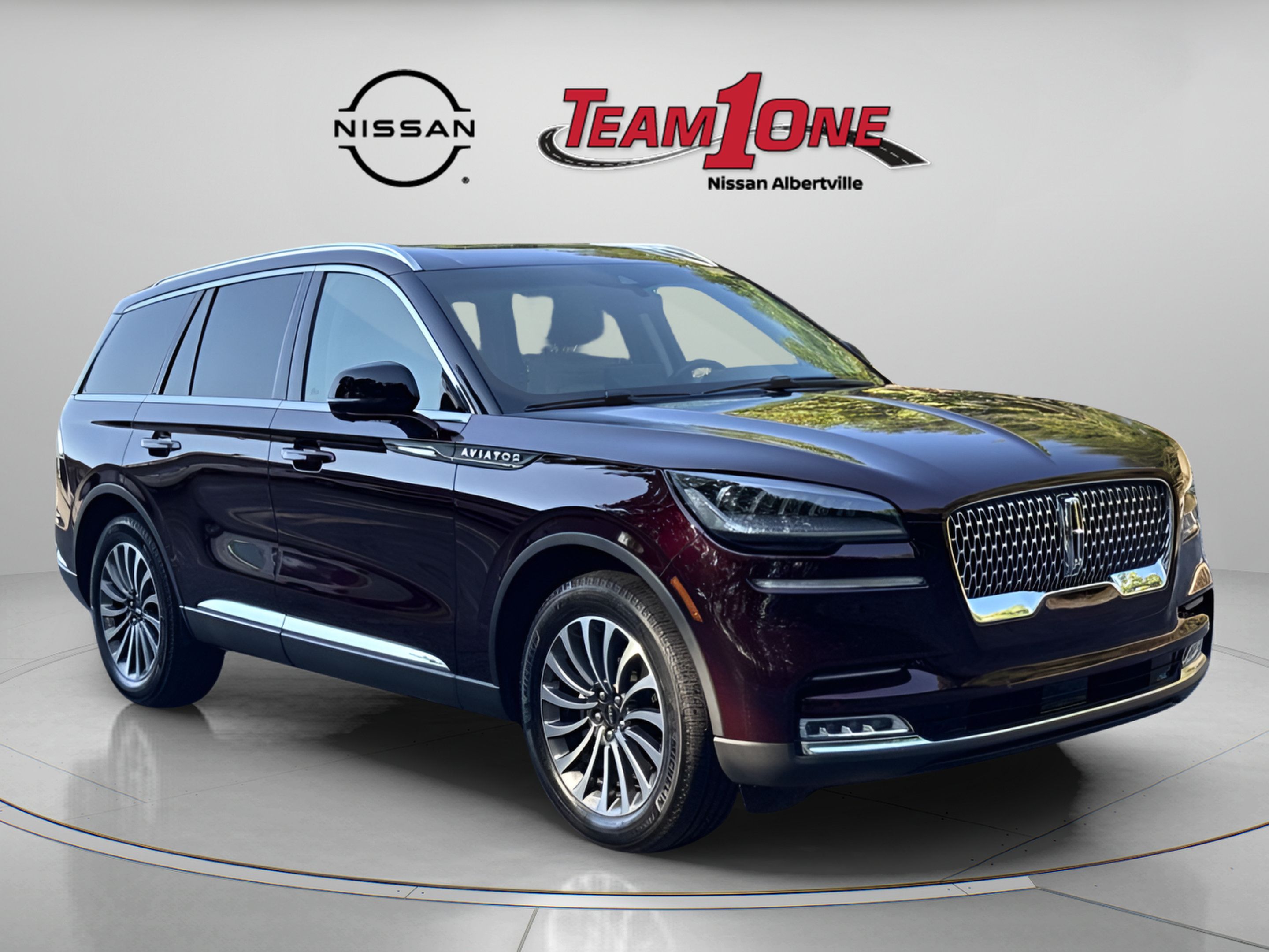 Used 2021 Lincoln Aviator Reserve w/ Elements Package Plus AWD/4WD image 1