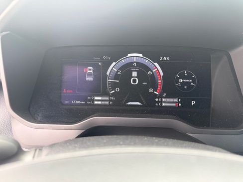 Used 2025 Toyota Tundra Limited AWD/4WD image 10